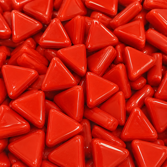 Mini triângulo de mosaico de vidro vermelho vivo