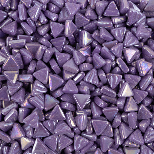 Mini triângulo de mosaico de vidro iridescente magenta