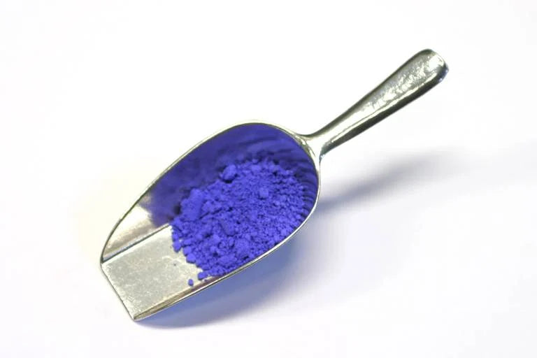 Pigmento violeta ultramarino escuro