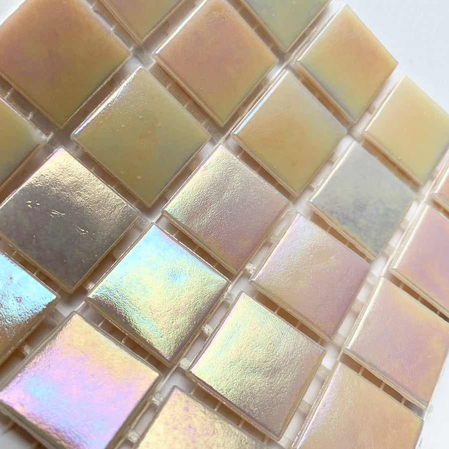 Verre Mosaique - glass mosaic -Glasmosaik-glasmozaïek-Glasmozaiek Iriserend 20mm Roze - mosaicshop